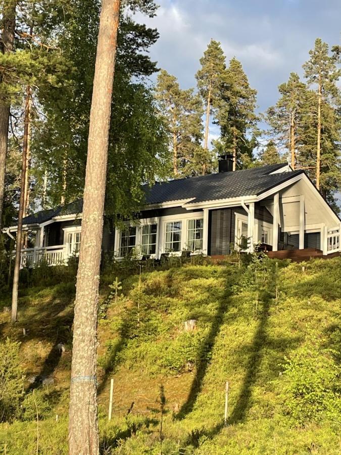 Elegant Villa On The Shore Of Lake Saimaa ลาเปเอรันตา ภายนอก รูปภาพ
